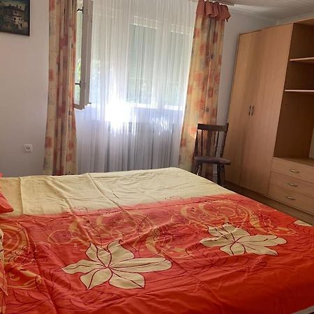 Cheerfull 2-Bedroom With Patio. Close To All Ameneties. Загреб Экстерьер фото