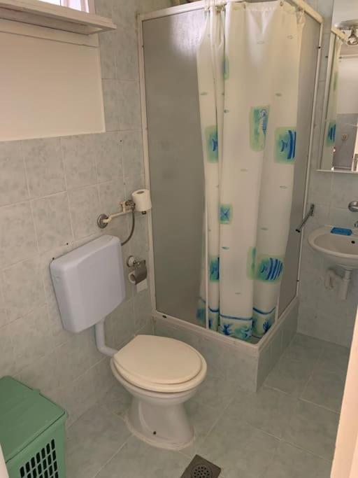 Cheerfull 2-Bedroom With Patio. Close To All Ameneties. Загреб Экстерьер фото